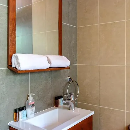 Valley 3* פלטרס