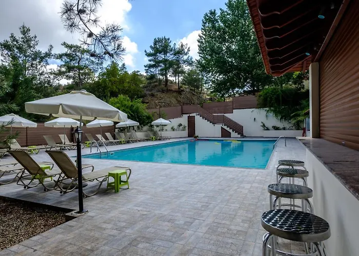 Valley Ξενοδοχείο με διαμερίσματα 3*